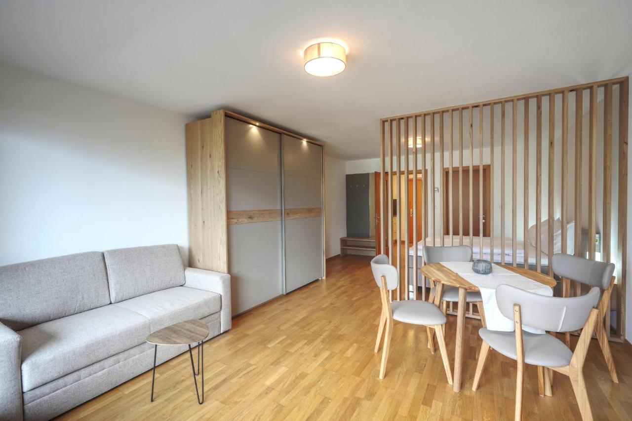 2.Heimat Apartamento Schenna Exterior foto