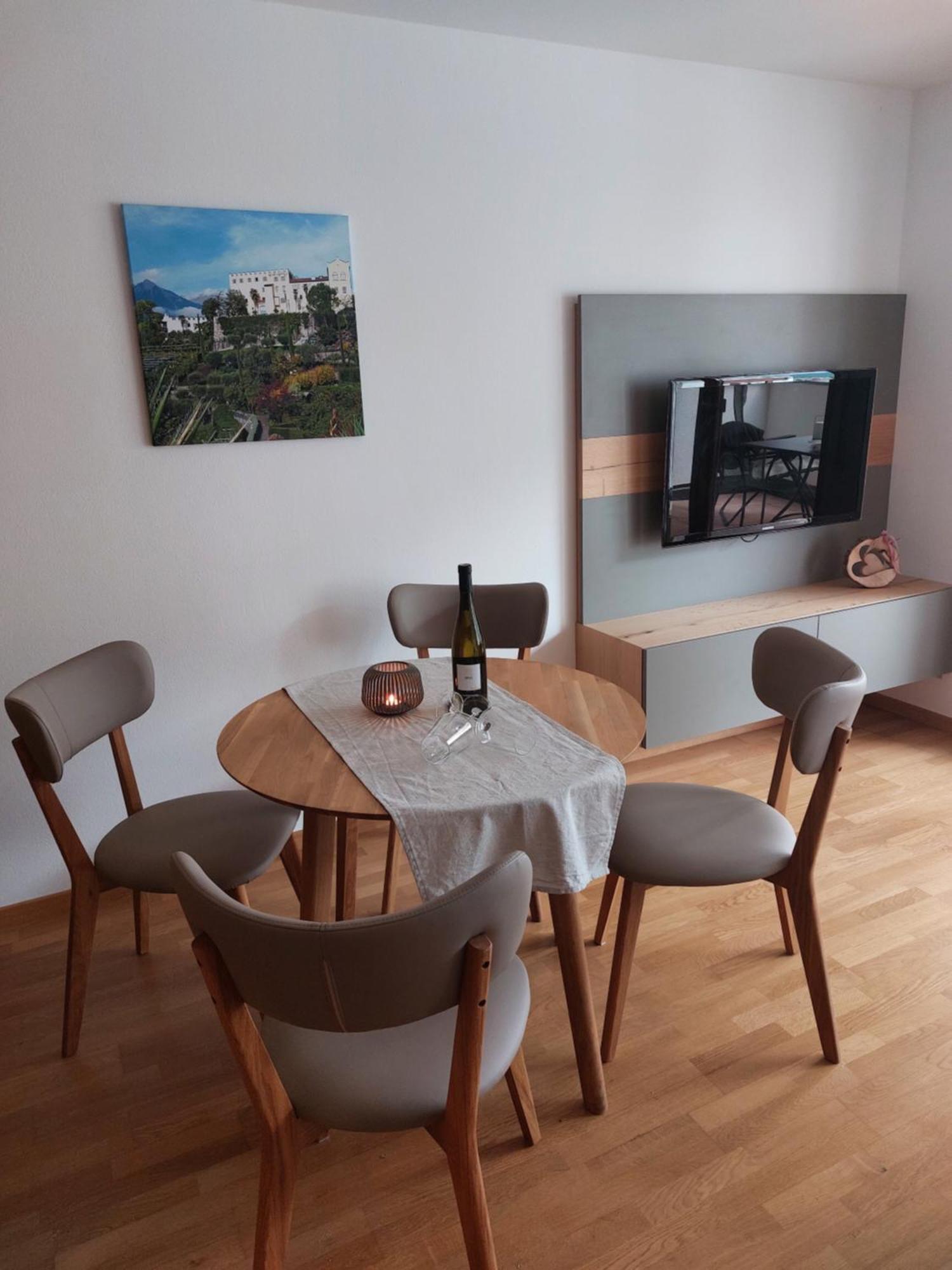 2.Heimat Apartamento Schenna Exterior foto